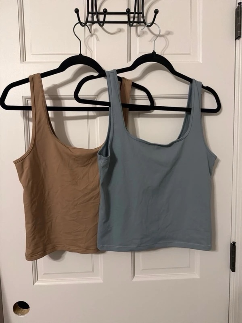 Set of 2 - Abercrombie & Fitch tanks - Large